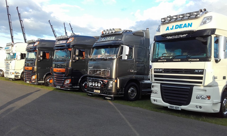 AJ Dean Transport uses Motorsparks